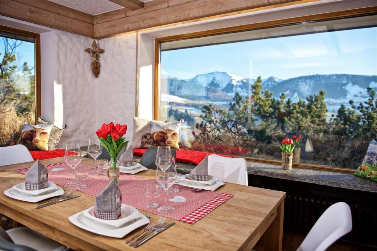 Ferienwohnungen Am Schlossberg Oberstaufen Rum bild